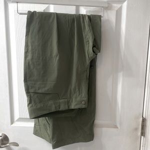 EMS hiking pants size 14. Green.